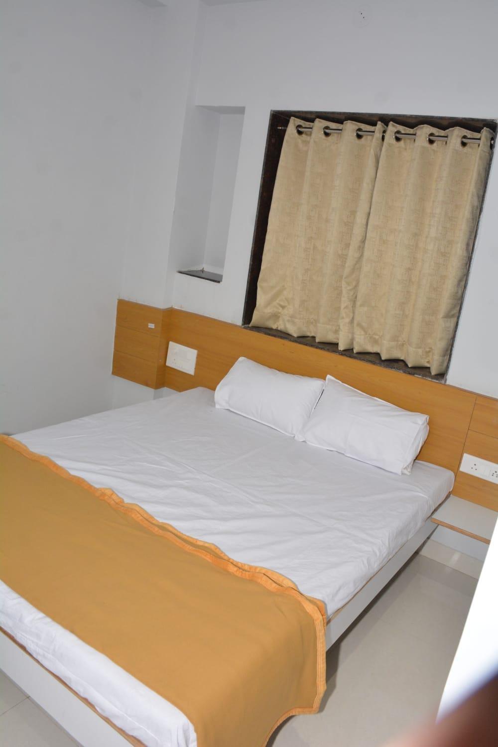 Vivanta Inn Lodge, Solapur Ngoại thất bức ảnh